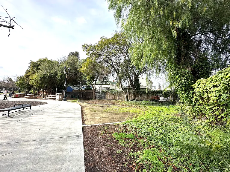 66 Fox Ave #1 — Photo 17