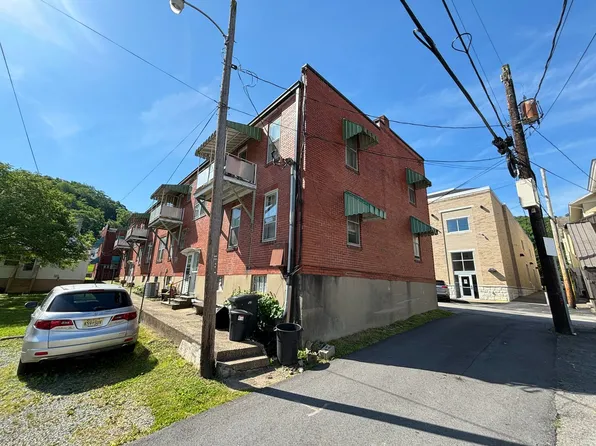 9127 - 233/237 Bank Street (Weston), 233-237 Bank St #2, Weston, WV 26452