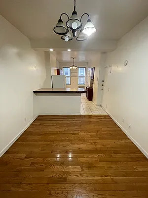 Rented by City Express Realty & Management Corp | media 4