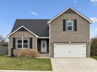 924 Burley Barn Rd, Clarksville, TN 37042