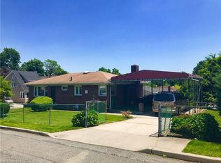 5 Starbuck St, Staten Island, NY 10304