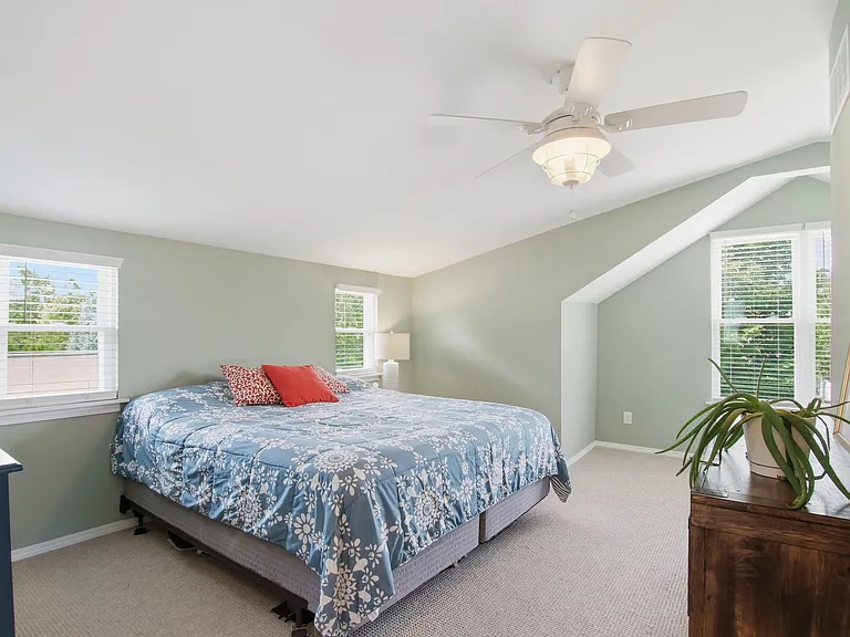 748 Ruffner Ave — Photo 13