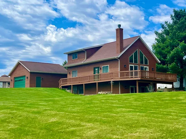 17-123 Hidden Cove Dr, Lanark, IL 61046
