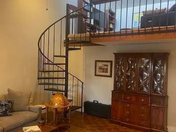 6995 SW 67TH Avenue, South Miami, FL 33143
