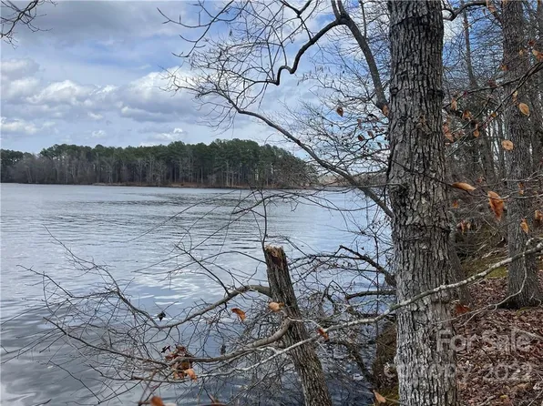 115 Bridgeview Ct, Norwood, NC 28128