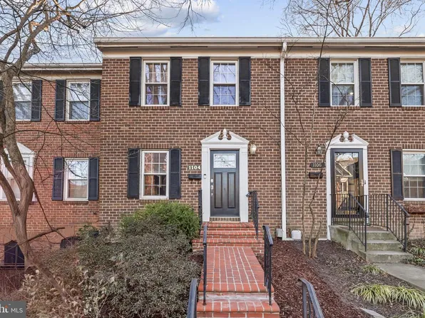 1104 Wilkes St, Alexandria, VA 22314