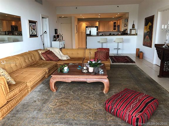 5th image of 201 Crandon Blvd APT 629