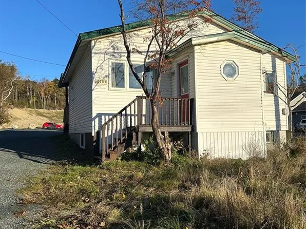 2705 Topsail Road, Conception Bay South, NL A1W4A2