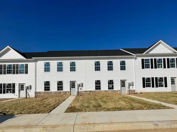 220 White Violet Way, Kearneysville, WV 25430