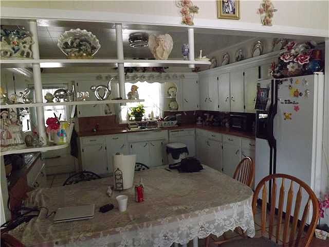 2nd image of 804 Garden Ave
