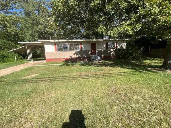2862 Oak Forest Dr, Jackson, MS 39212