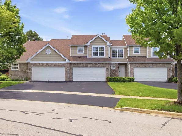 962 Willow St, Itasca, IL 60143