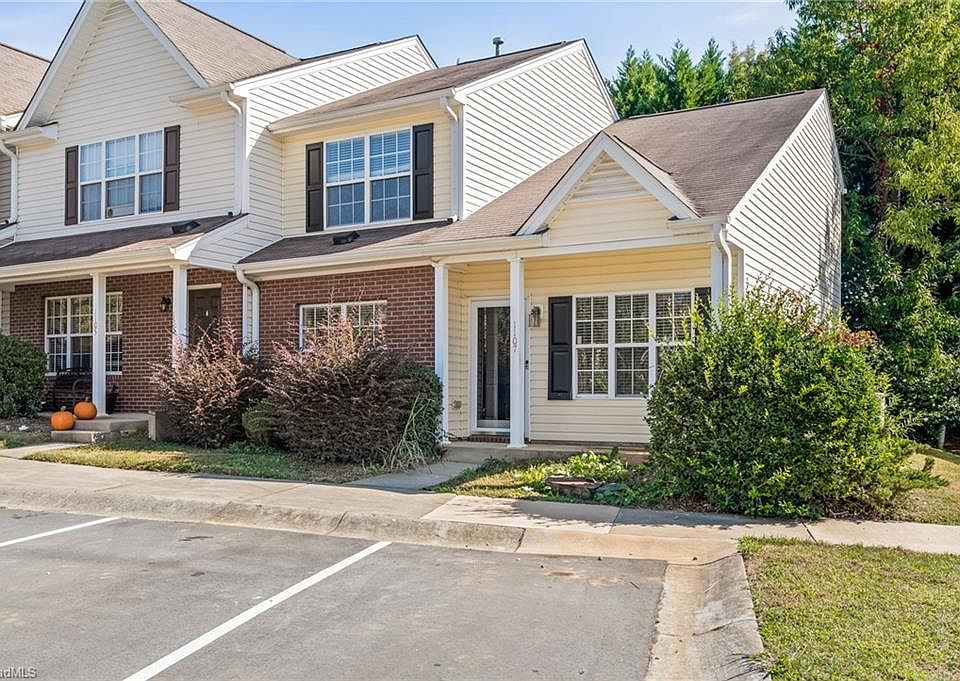 1st image of 1107 Brooksridge Way