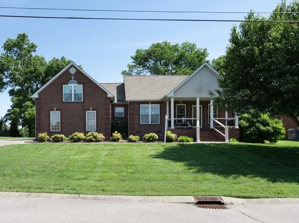 291 Bayhill Dr, Gallatin, TN 37066