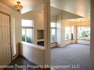 379 Columbia Point Dr, Richland, WA 99352