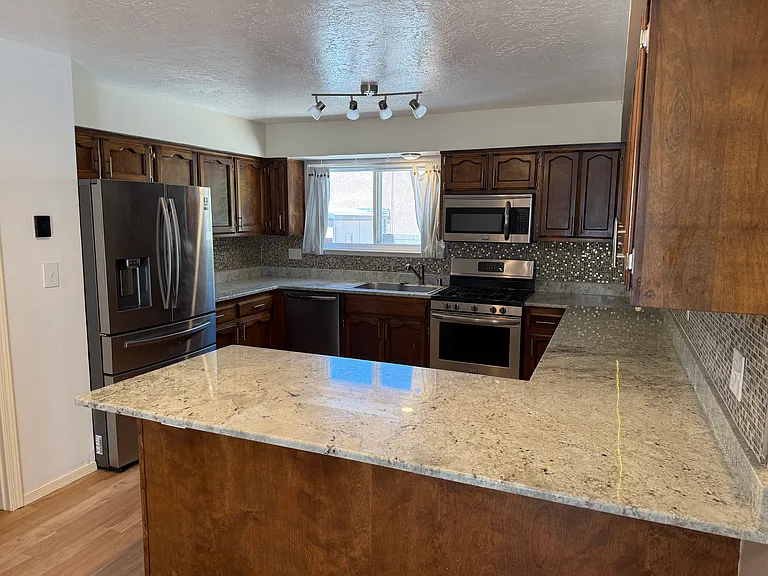 3113 La Mancha Dr NW — Photo 10