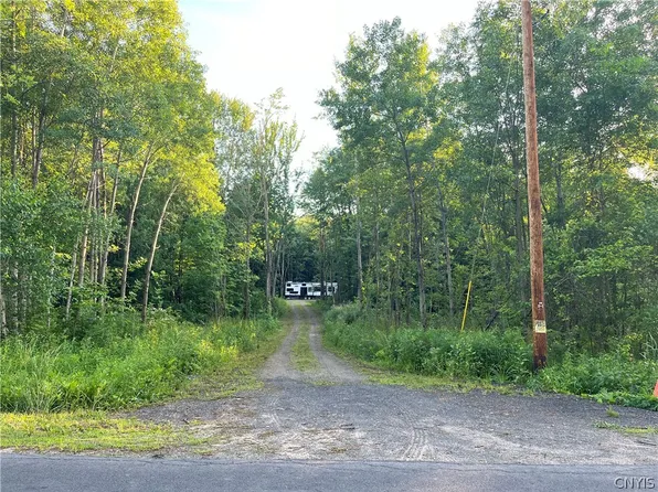 255 Hanley Rd #11, Hannibal, NY 13074