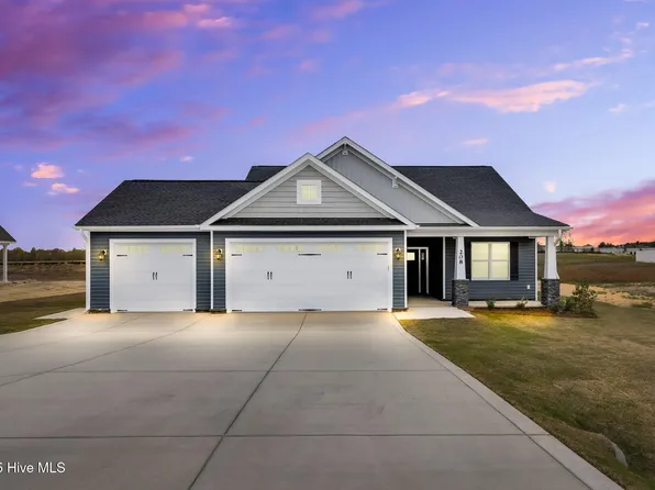 208 Hillwood Drive, Sanford, NC 27332