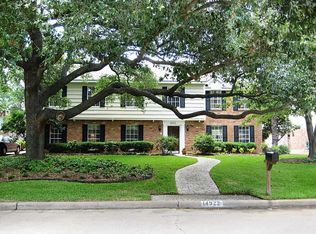 14922 Carolcrest Dr, Houston, TX 77079