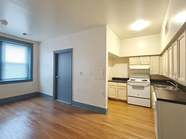 4903 Spruce St, Philadelphia, PA