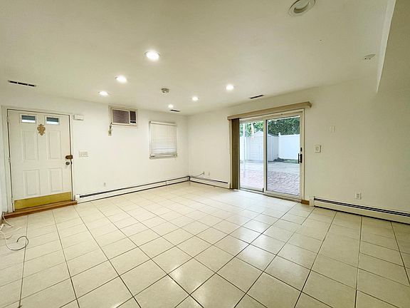 3rd image of 28 E Broadway #1