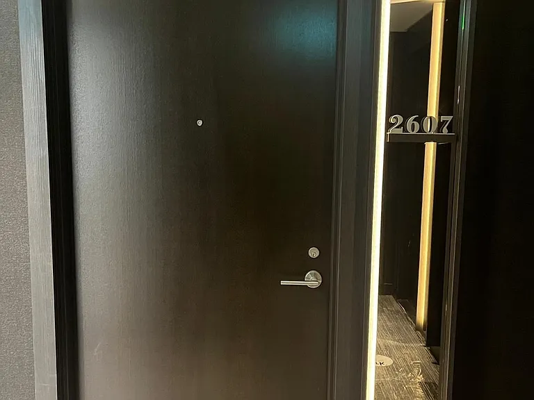 11 Yorkville Ave #2607 — Photo 1