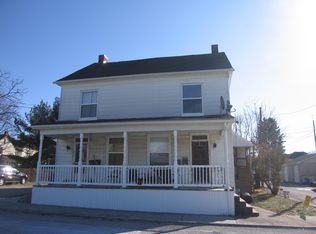 212 W Walnut St #2, Hanover, PA 17331