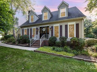 304 Meadow Green Dr, Salisbury, NC 28147