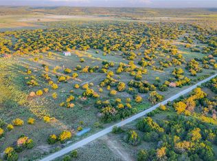 140 Mountain Dr, Graford, TX 76449