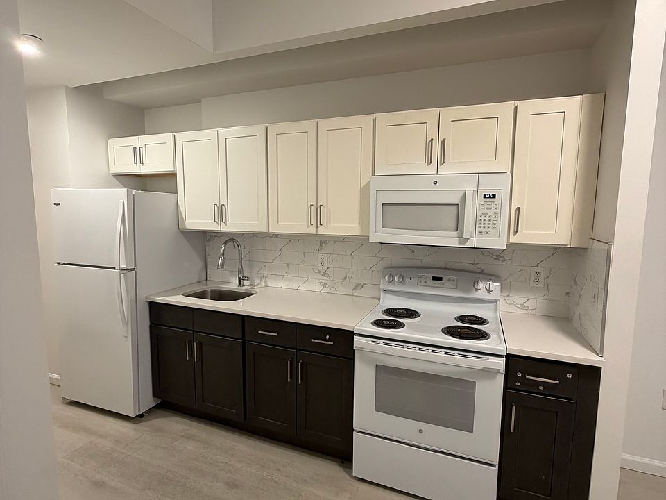 1st image of 2075 Anthony Ave APT 307