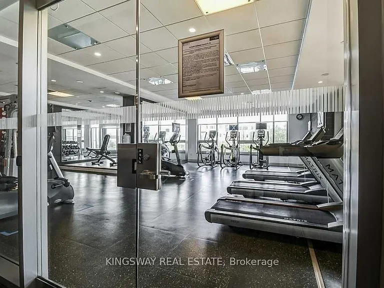 365 Prince Of Wales Dr #405 — Photo 20