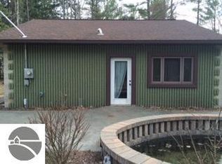 3030 Arbutus Hill Rd, Traverse City, MI 49696