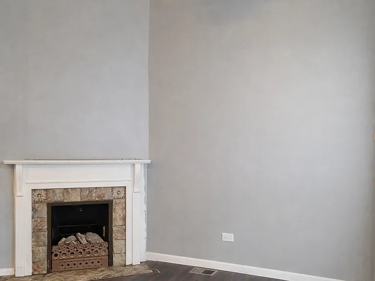 5327 S Princeton Ave #1 — Photo 4