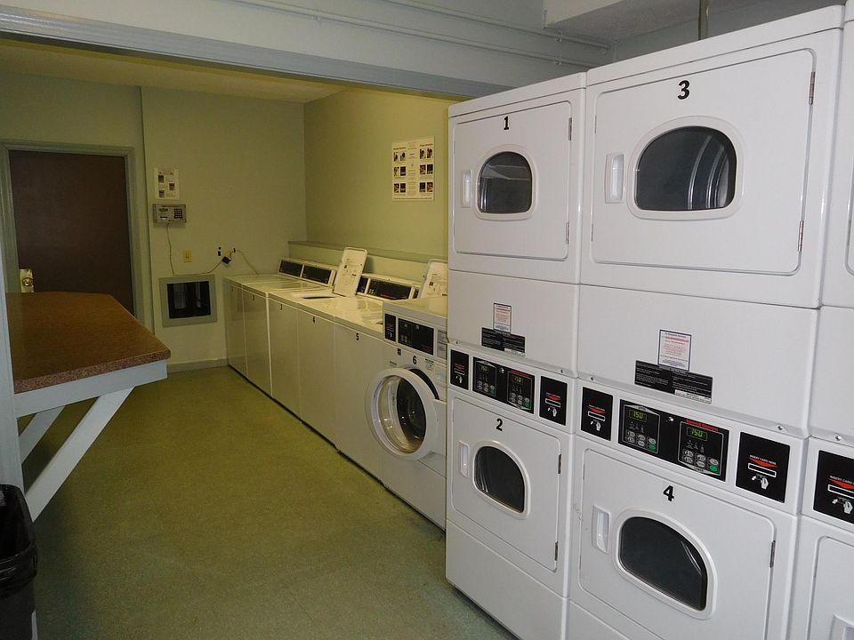 2nd image of 103 Meadow St