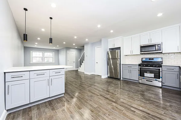 Sold by Keystone Realty USA Corp | media 13