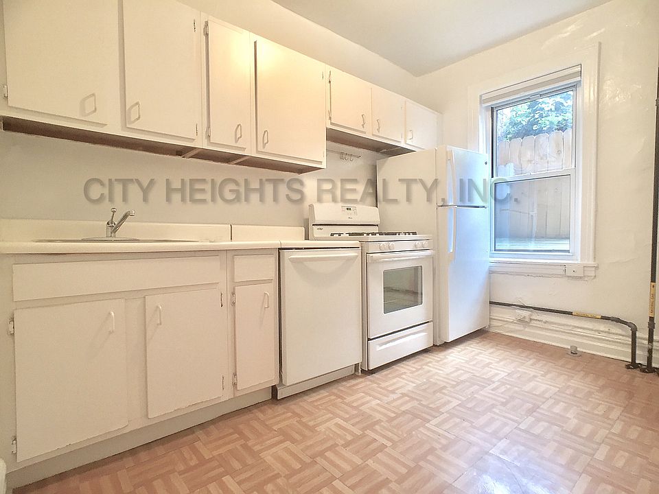1st image of 125 1st Ave APT 1