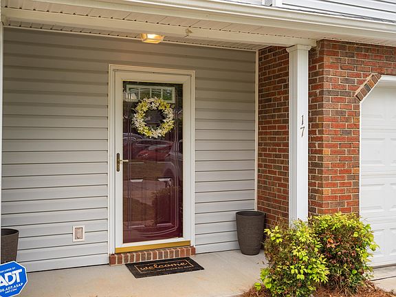 4th image of 17 Culpepper Cir