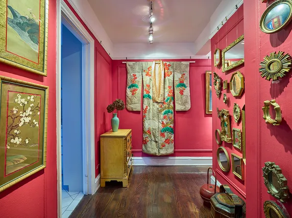 433 West 34th Street image 3 of 8