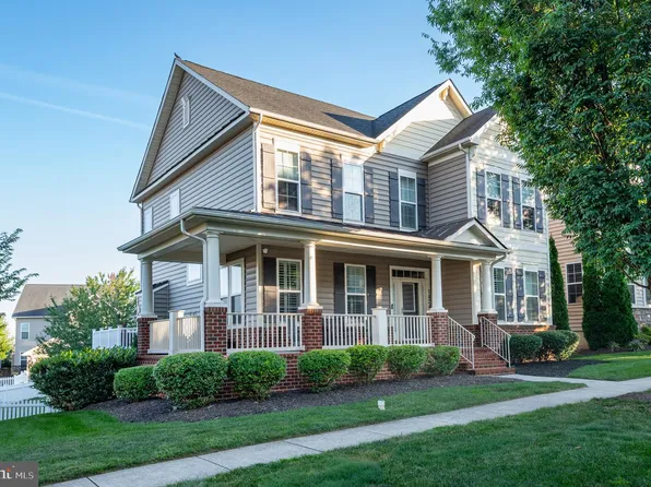 1424 Scheer St, Brunswick, MD 21716