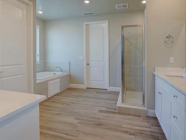 1230 E Via Girasoli Dr — Photo 3