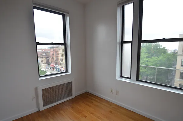 Rented by CITY SKYLINE REALTY INC | media 15