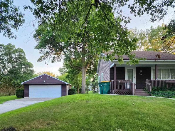 792 Bay Rd, Bay City, MI 48706