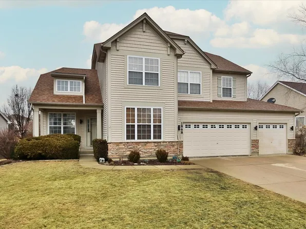 1868 W Broadsmore Ln, Round Lake, IL 60073