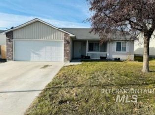 67 S Babbling Brook Way, Nampa, ID 83651