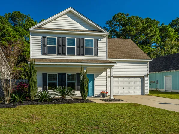 447 Sablewood Dr, Huger, SC 29450
