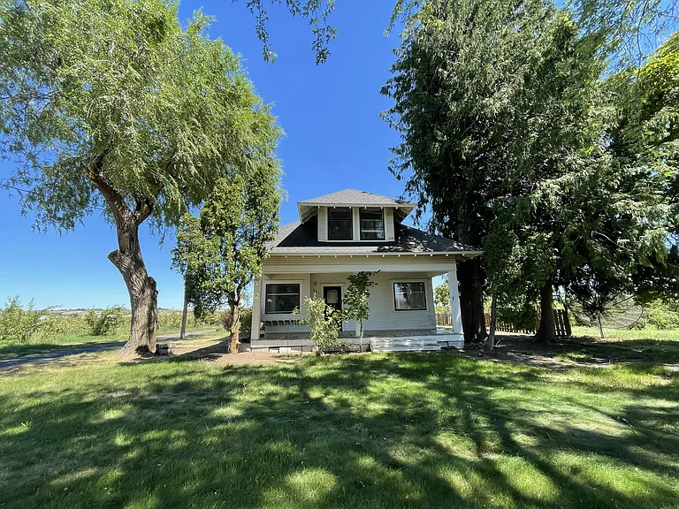 661 Old Cowiche Rd — Photo 1
