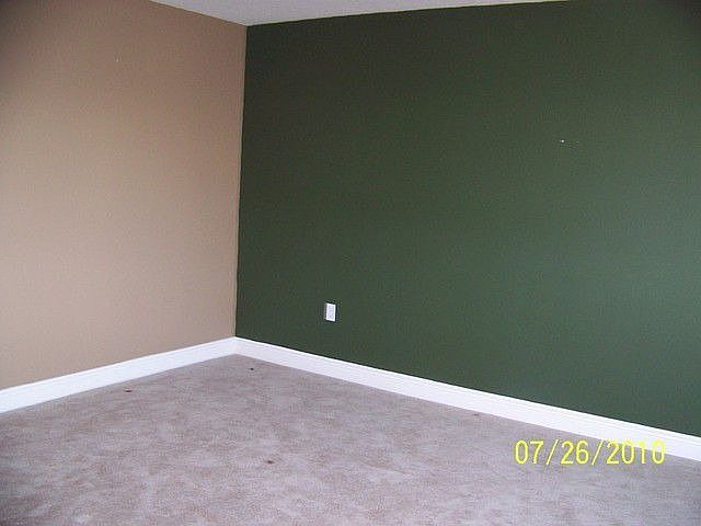 2nd image of 1838 Maeve Cir