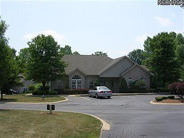 5th image of 2403 Willow Brook Dr NE