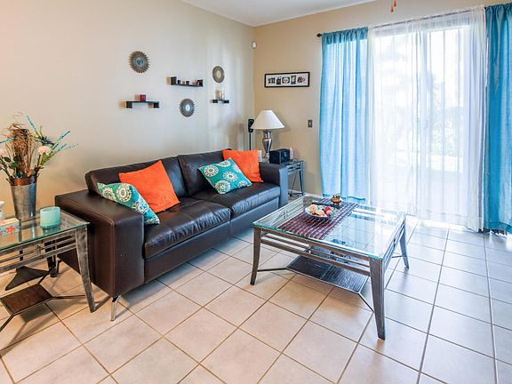 2nd image of 226 Foxtail Dr APT B