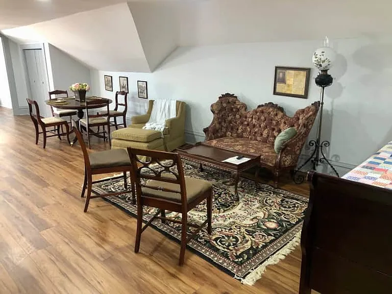 1530 N State St #3 — Photo 6
